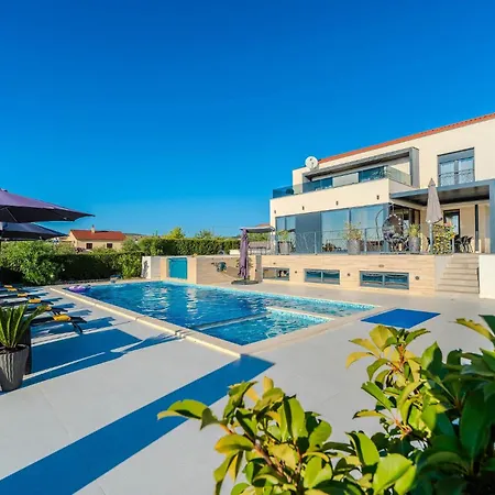 Casa de Férias Lara Vrana (Zadar)