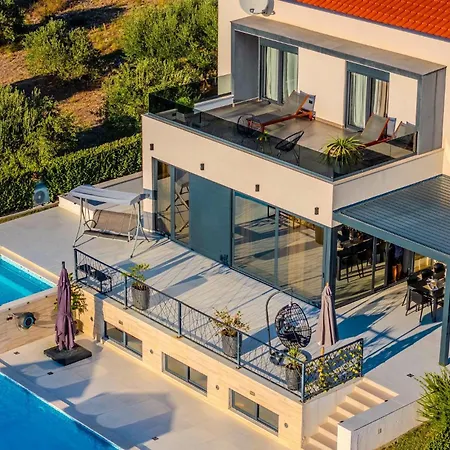 Lara Tatil Evi *