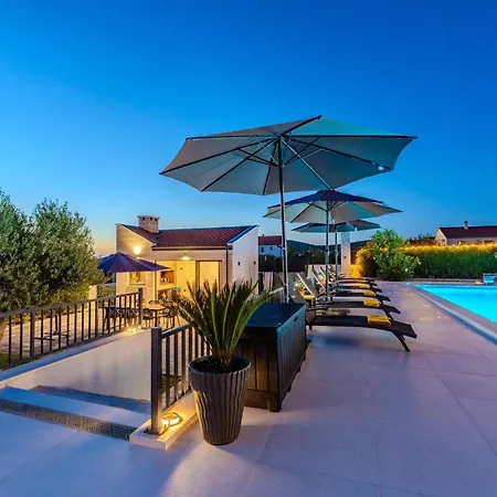 Lara Tatil Evi